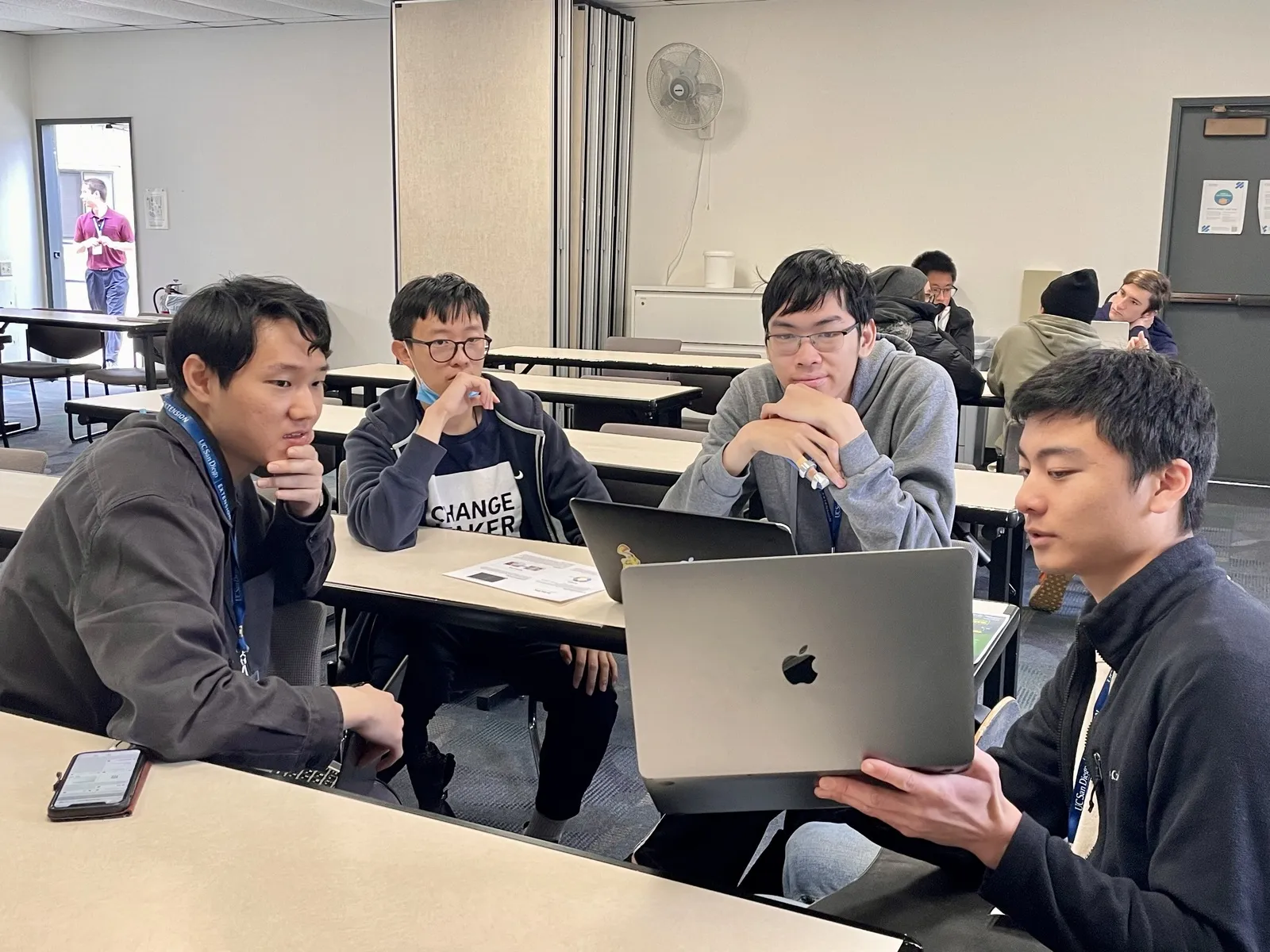 The Apple Backpack team evaluating their presentation